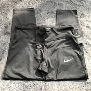 Nike Drifit Essential Tight